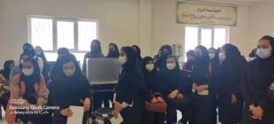 بازدید دانش آموزان مدرسه نمونع دولتی عالمه از سایت ها و آزمایشگاه های کارگاه های دانشکده فنی جاجرم  2