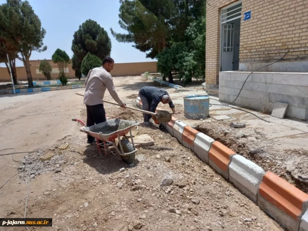 خاک برداری وآماده سازی محوطه دانشکده فنی جاجرم جهت اجرای  بتن جدید کف محوطه‌  یکشنبه ۷ خرداد ۱۴۰۲ 2