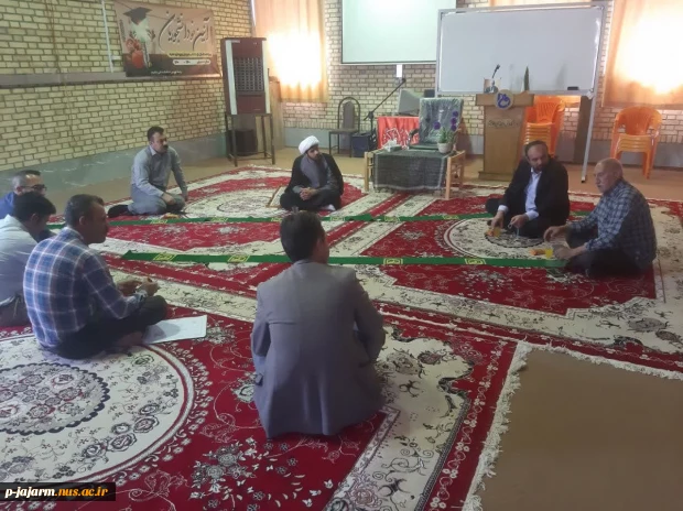 در راستای گرامیداشت هفته دفاع مقدس  انجام شد : جلسه بیان خاطره توسط  رزمنده گرانقدر 8 سال دفاع مقدس حاج حسین خوش قدم 6