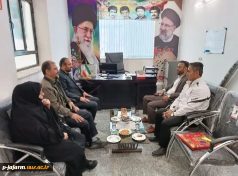 دیدار ریاست و حراست محترم دانشکده با ریاست محترم اداره ورزش و جوانان شهرستان جاجرم جناب آقای تفضلی و اهدای یک عدد میز تنیس به دانشکده توسط ایشان 7آذر 1402 2