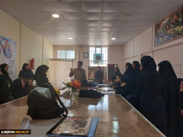 بازدید دانش آموزان هنرستان دخترانه عترت شهرستان گرمه از کارگاه ها و امکانات رشته طراحی و دوخت دانشکده فنی و حرفه ای جاجرم  2