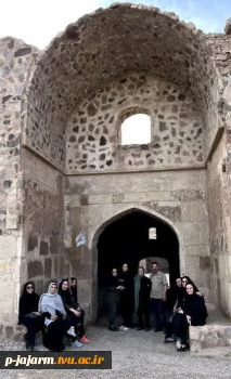بازدید دانشجویان کارشناسی رشته طراحی و دوخت از مکان‌های تاریخی شهرستان جاجرم
 (در ارتباط با درس سبک های هنری و درس نماد شناسی) 4