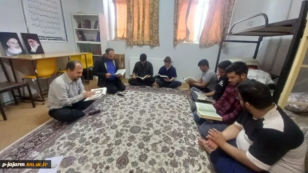 حضور مسئولین دانشکده فنی در خوابگاه و برگزاری نشست صمیمی با دانشجویان محترم خوابگاهی. یکشنبه ۱۳ خرداد 1403 5