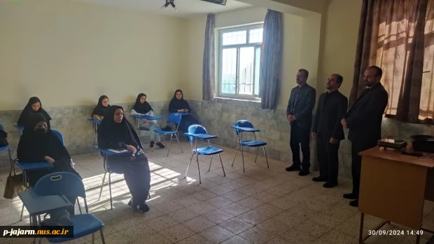 بازدید ریاست مرکز و جمعی از همکاران از کلاسهای درسی و عرض خوش آمد به اساتید و دانشجویان 2