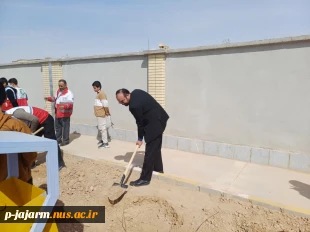 کاشت درخت به مناسبت 22 اسفند سالروز بزرگداشت مقام شهدا  و هفته منابع طبیعی 2