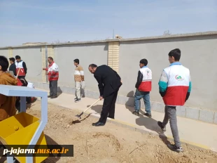 کاشت درخت به مناسبت 22 اسفند سالروز بزرگداشت مقام شهدا  و هفته منابع طبیعی 3