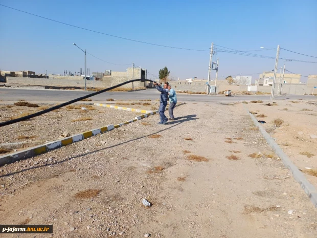 انجام عملیات بهره برداری از چاه آب  در آموزشکده ملی مهارت جاجرم 2