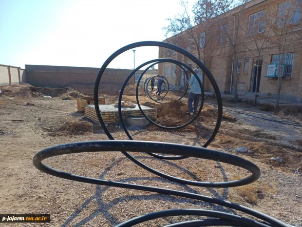 انجام عملیات بهره برداری از چاه آب  در آموزشکده ملی مهارت جاجرم 3