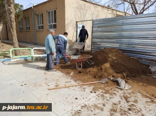  انجام عملیات بهینه سازی محیط باغ پسته با کاشت فضای سبز به منظور  افزایش بهره وری از اراضی مازاد باغ  9