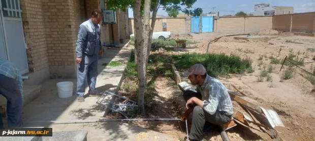 ادامه عملیات بهسازی فضای سبز دانشگاه ملی مهارت مرکز جاجرم 7