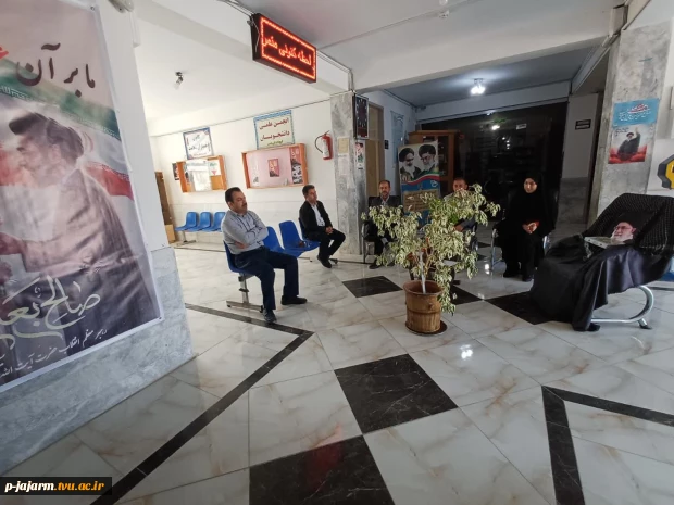 برگزاری مراسم تقدیر از همکاران دانشگاه ملی مهارت مرکز جاجرم به مناسبت هفته بزرگداشت مقام معلم . 4