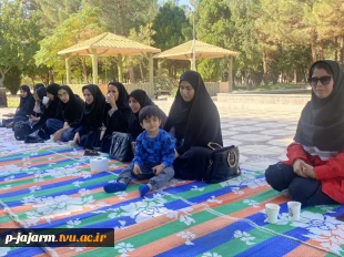 اجرای برنامه صبحانه سالم  در محل پارک لاله شهر جاجرم  9