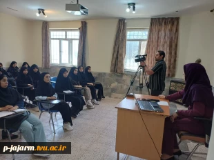 حضور تیم رسانه‌ای جهت ساخت تیزر تبلیغاتی 6
